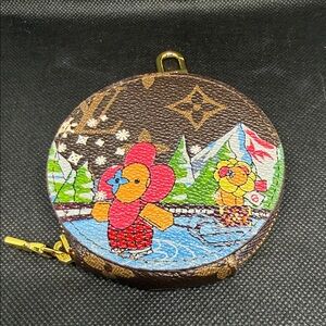 ✅ PRICE IS FIRM ✅ Fashion Brown Monogram Coin Pouch with Colorful Bear Design